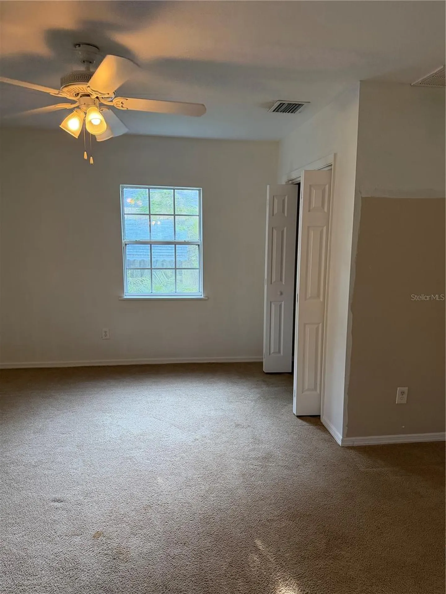 53 W Park Street Tarpon Springs FL 34689
