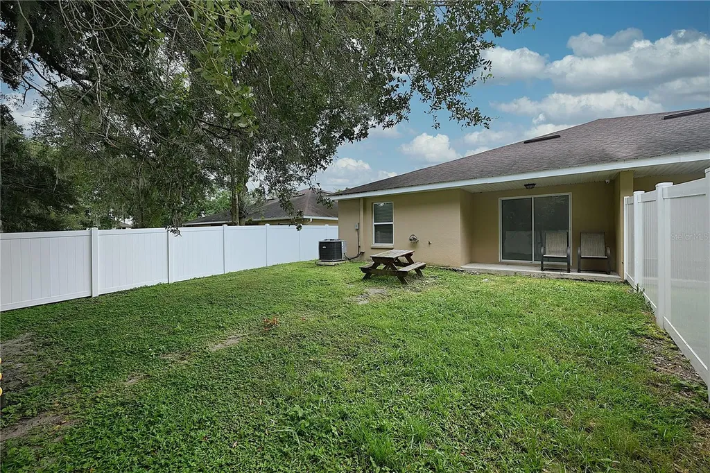 5662 Tower Palms Lane Lakeland FL 33811