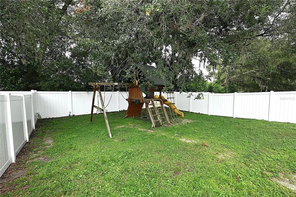 5662 Tower Palms Lane Lakeland FL 33811