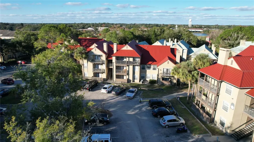 232 Afton Square Altamonte Springs FL 32714
