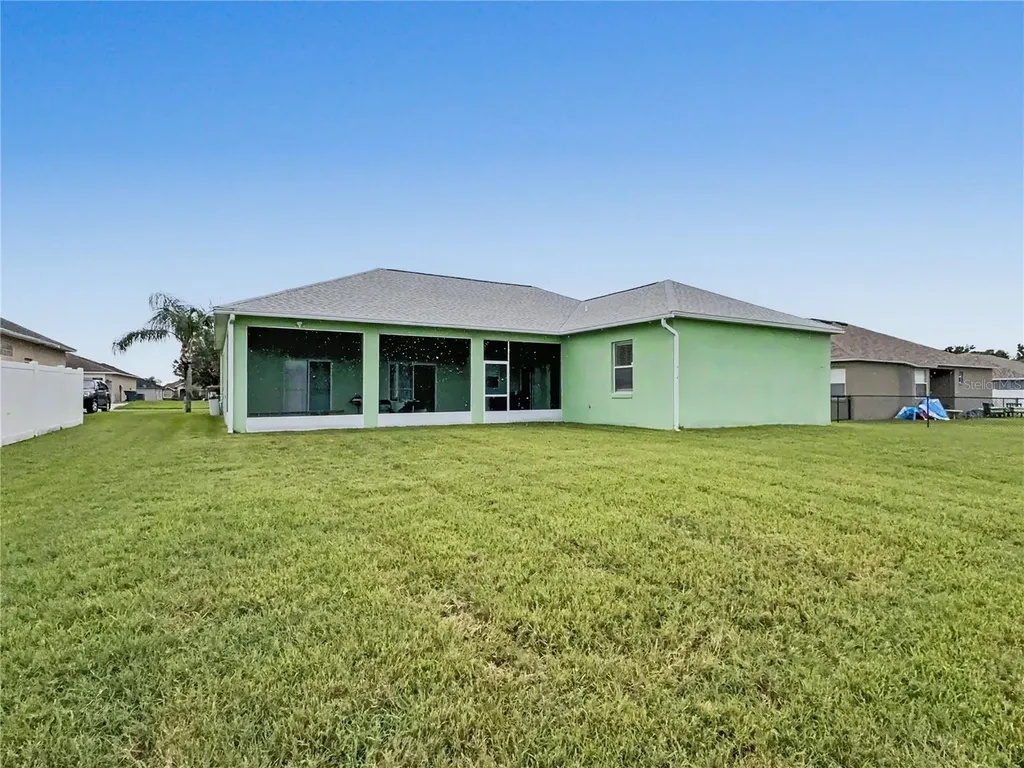 8155 Woodvine Circle Lakeland FL 33810