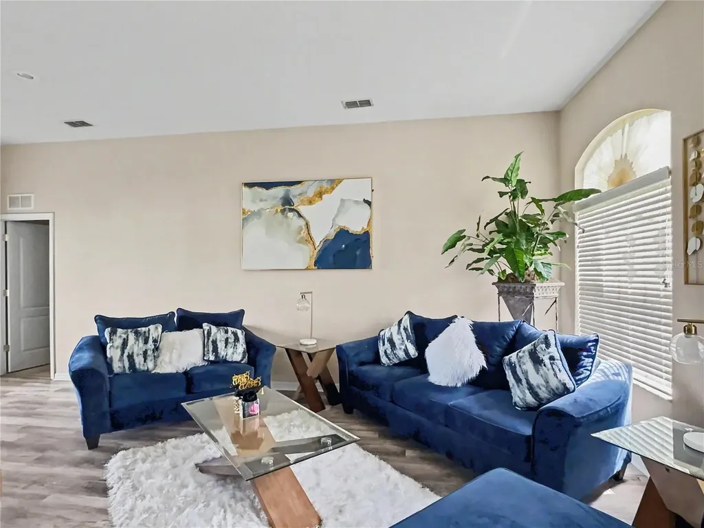 8155 Woodvine Circle Lakeland FL 33810