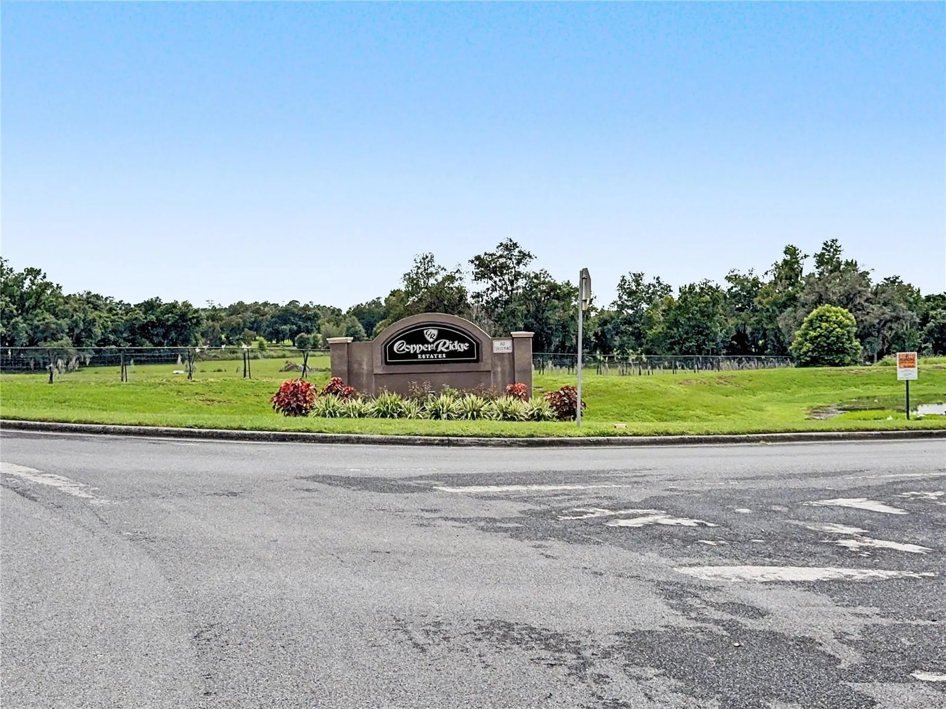 8155 Woodvine Circle Lakeland FL 33810