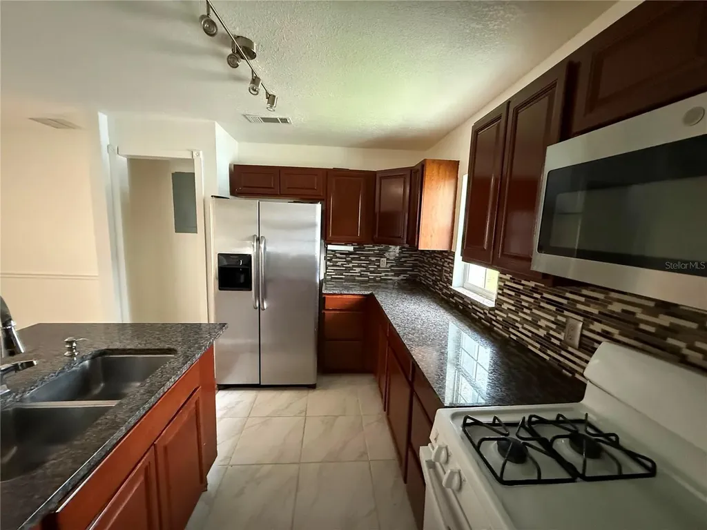 2348 Ginger Mill Boulevard Orlando FL 32837