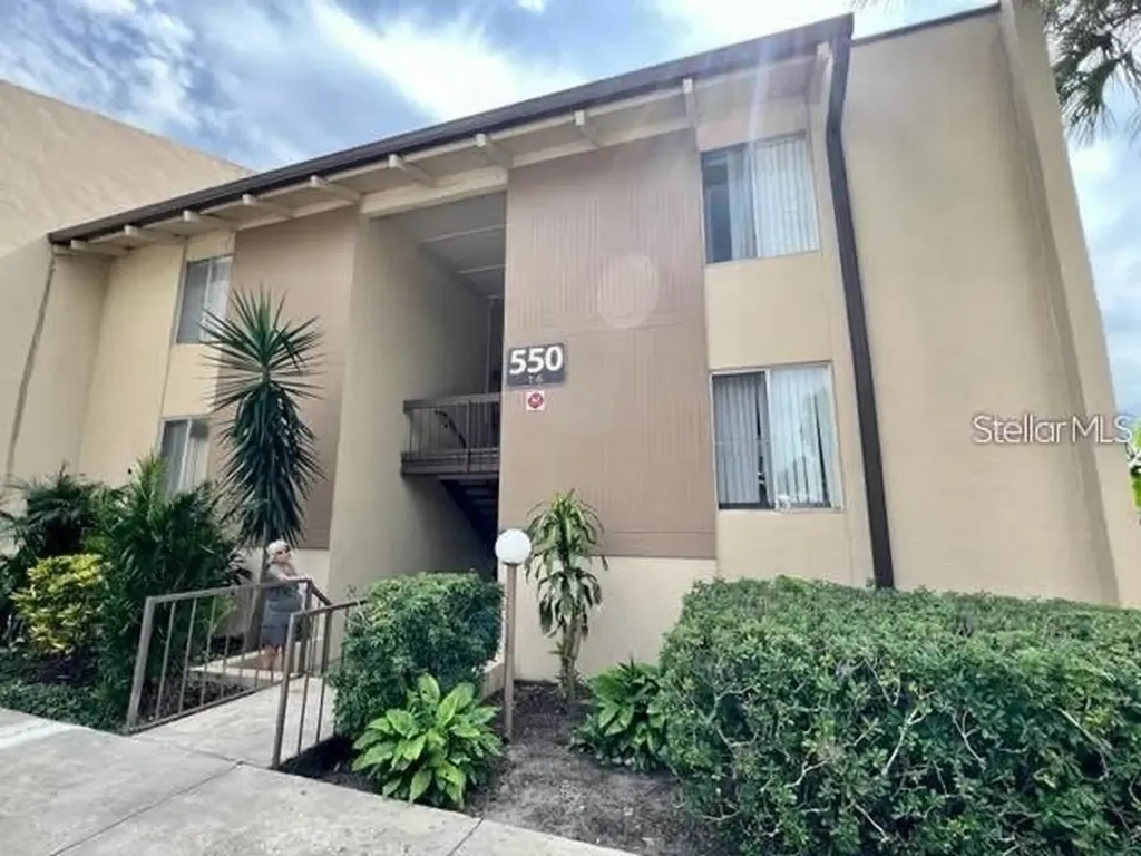 550 Orange Drive Altamonte Springs FL 32701