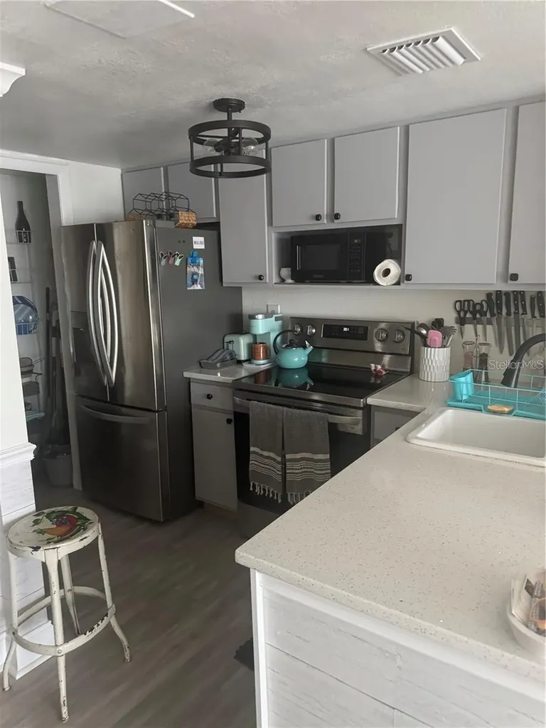 550 Orange Drive Altamonte Springs FL 32701