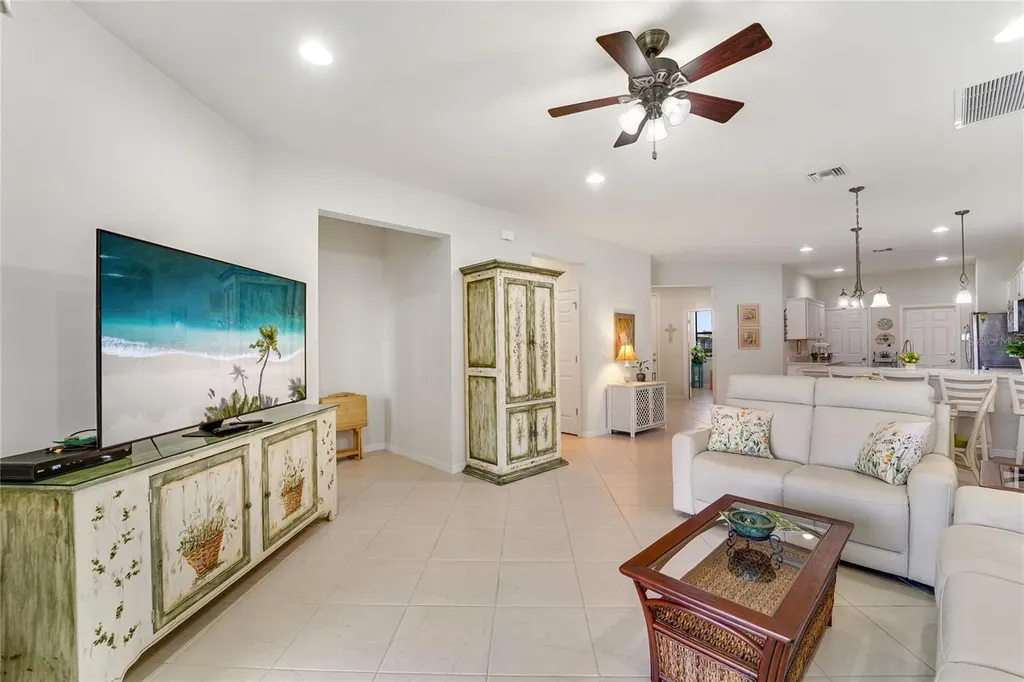 13908 Alafaya Street Venice FL 34293