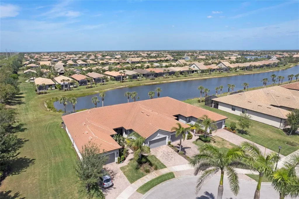 13908 Alafaya Street Venice FL 34293
