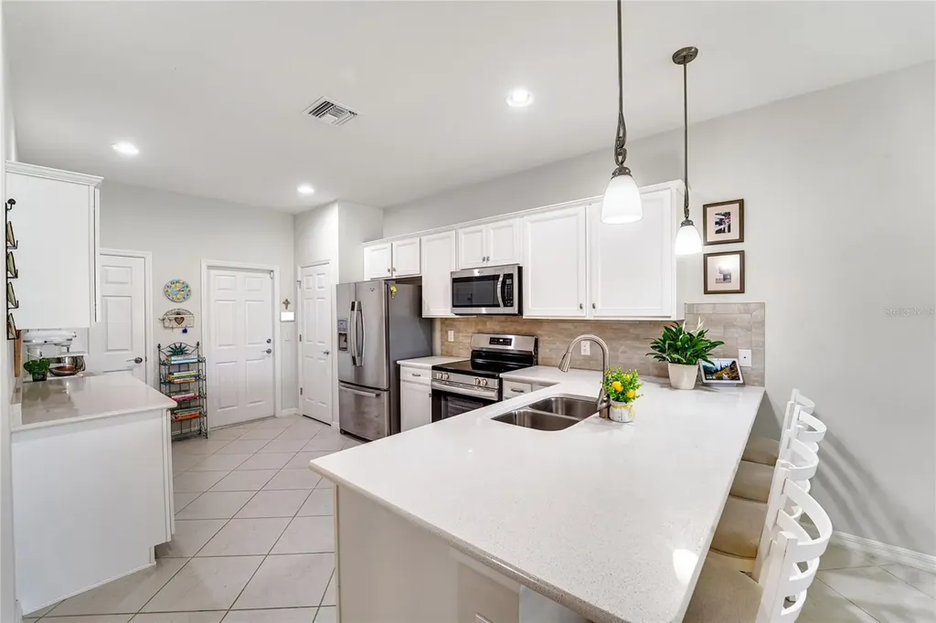13908 Alafaya Street Venice FL 34293