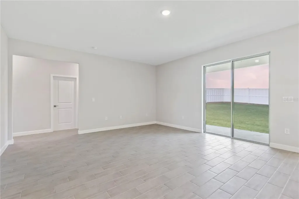 17 El Dorado Boulevard N Cape Coral FL 33993