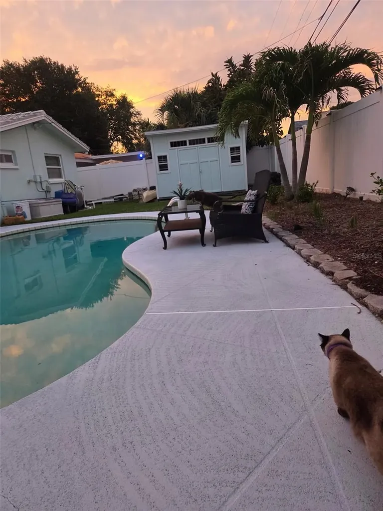 704 23rd Street SW Largo FL 33770