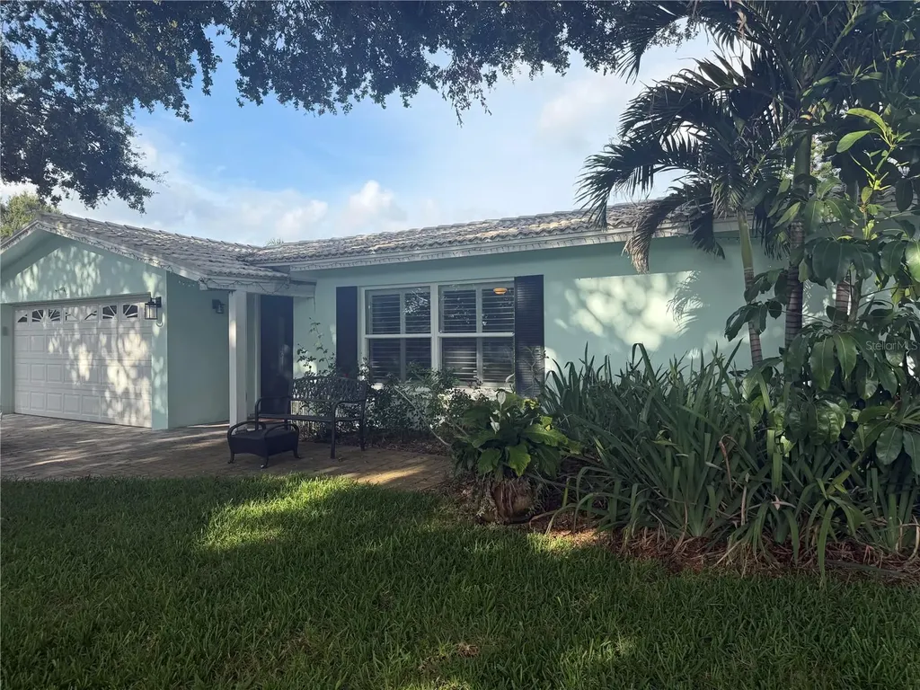 704 23rd Street SW Largo FL 33770