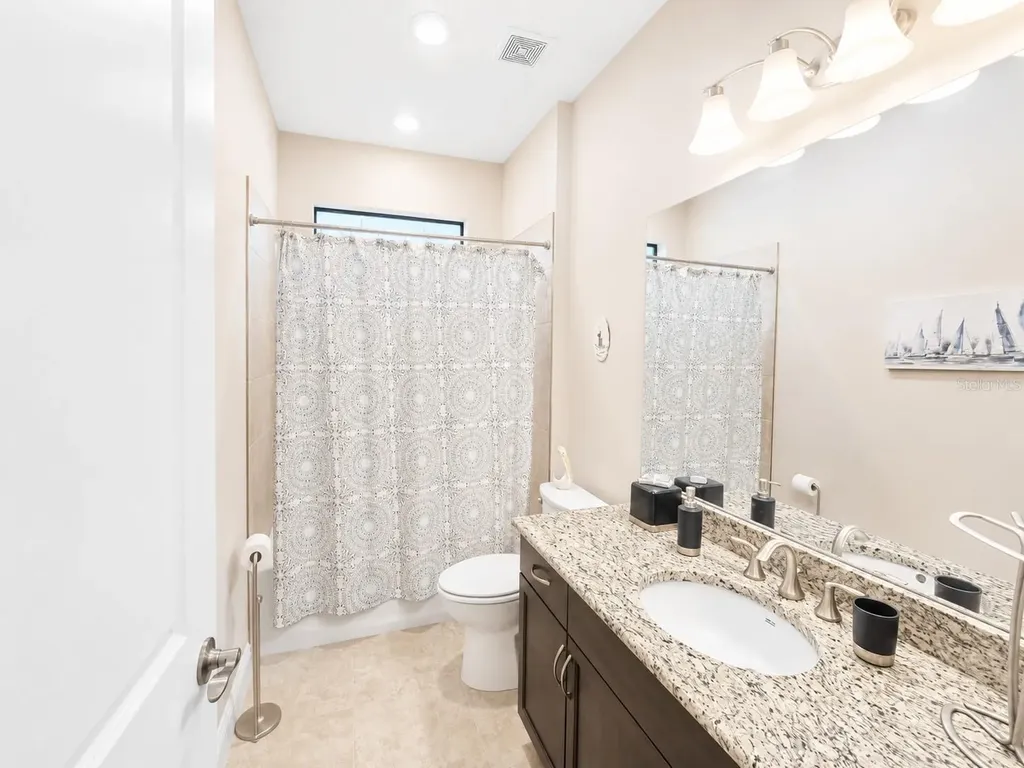 5182 Barnett Circle Lakewood Ranch FL 34211