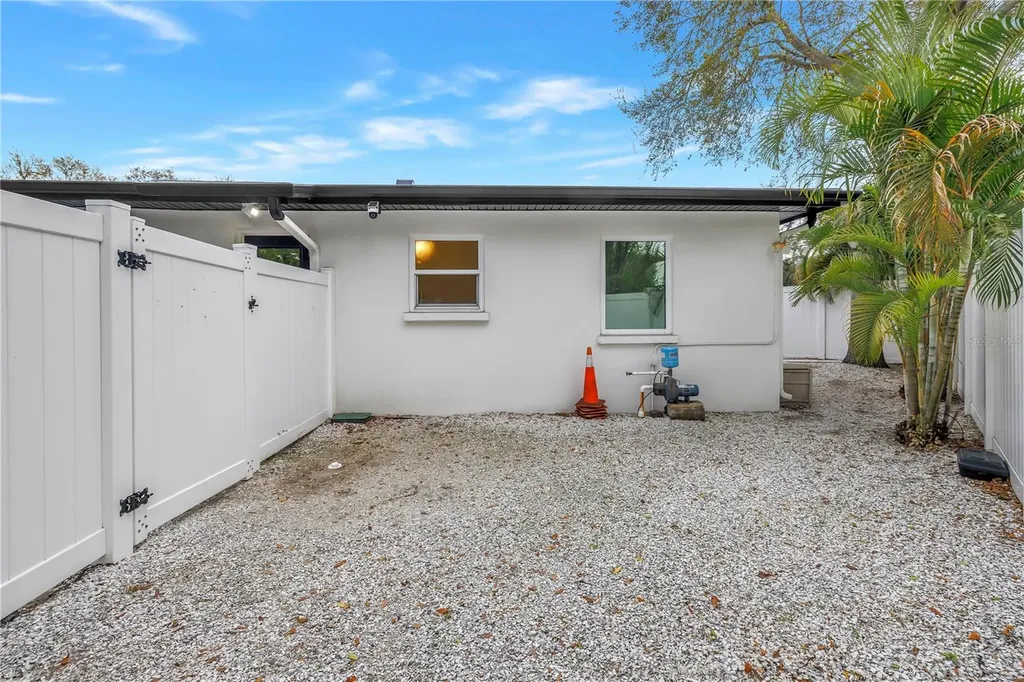 2200 49th Street N St Petersburg FL 33710