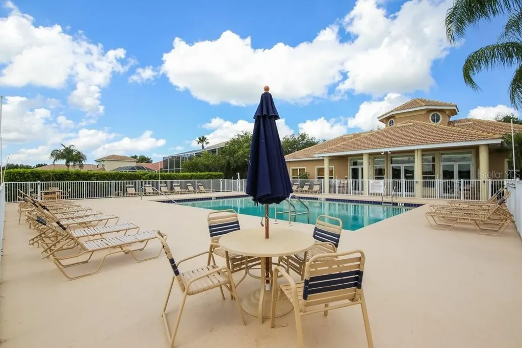 6945 74th Street Circle E Bradenton FL 34203