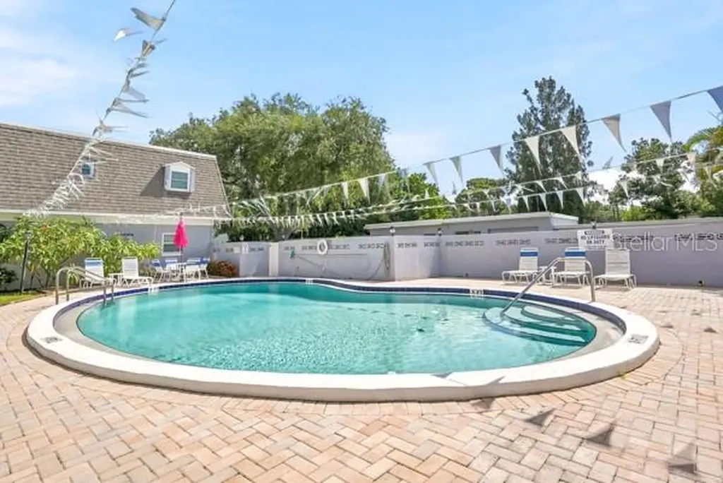 1717 Belleair Forest Drive Clearwater FL 33756