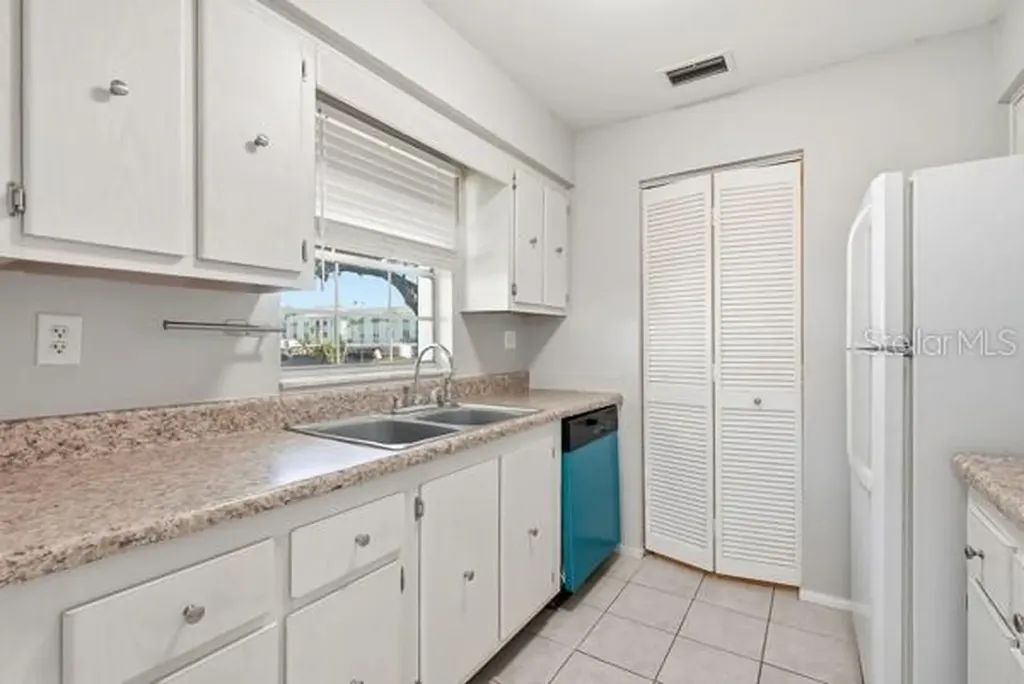 1717 Belleair Forest Drive Clearwater FL 33756