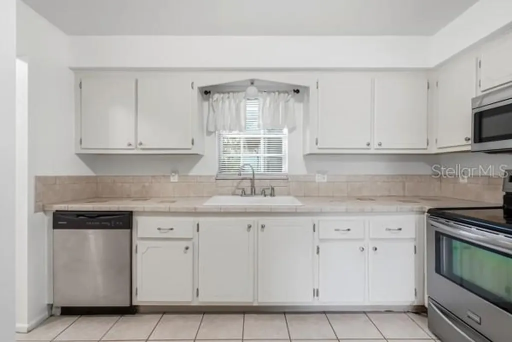 1706 Belleair Forest Drive Clearwater FL 33756