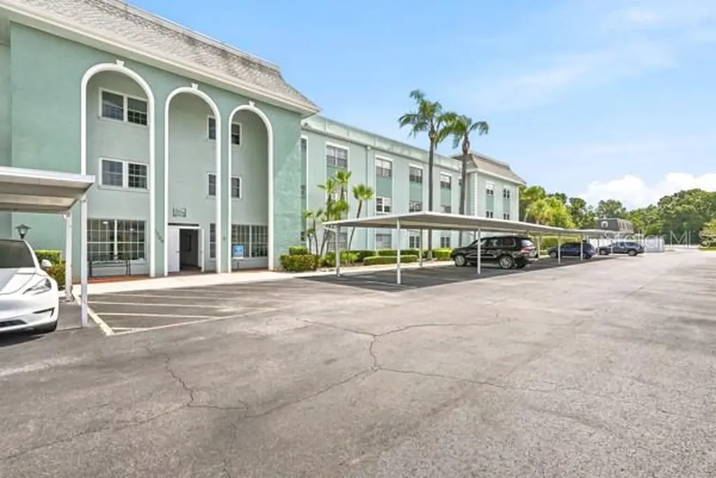 1706 Belleair Forest Drive Clearwater FL 33756