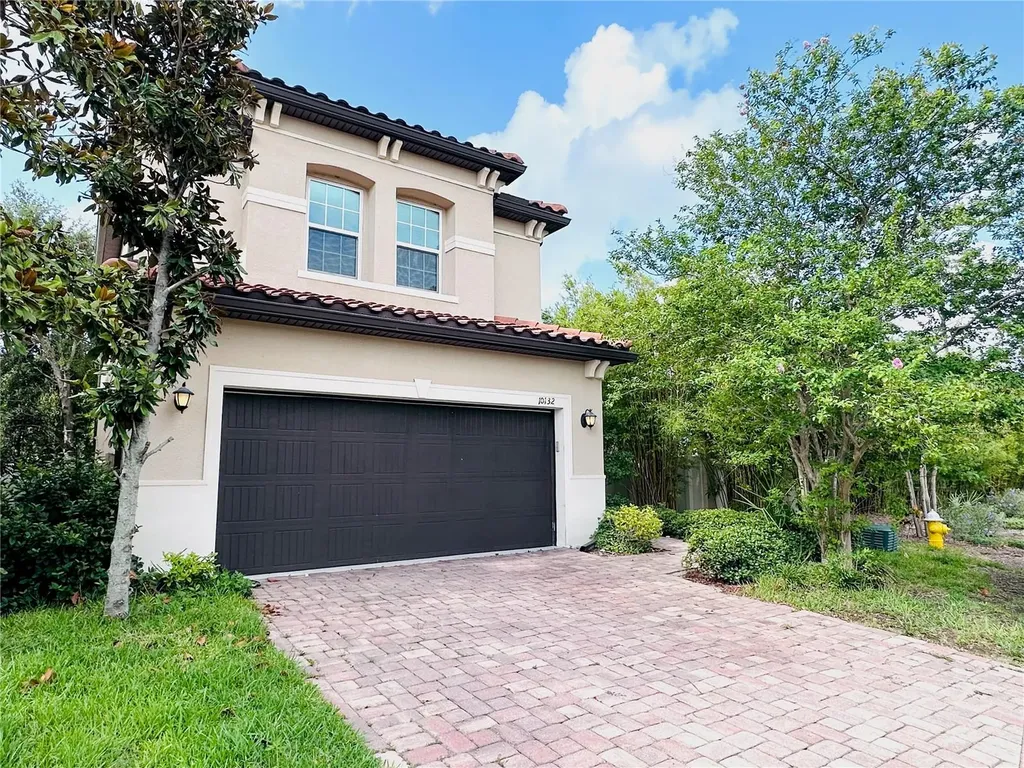 10132 Grand Oak Circle Madeira Beach FL 33708