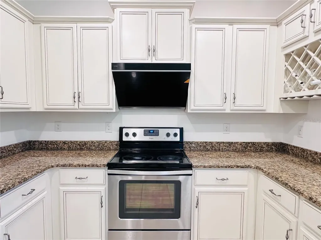 10132 Grand Oak Circle Madeira Beach FL 33708