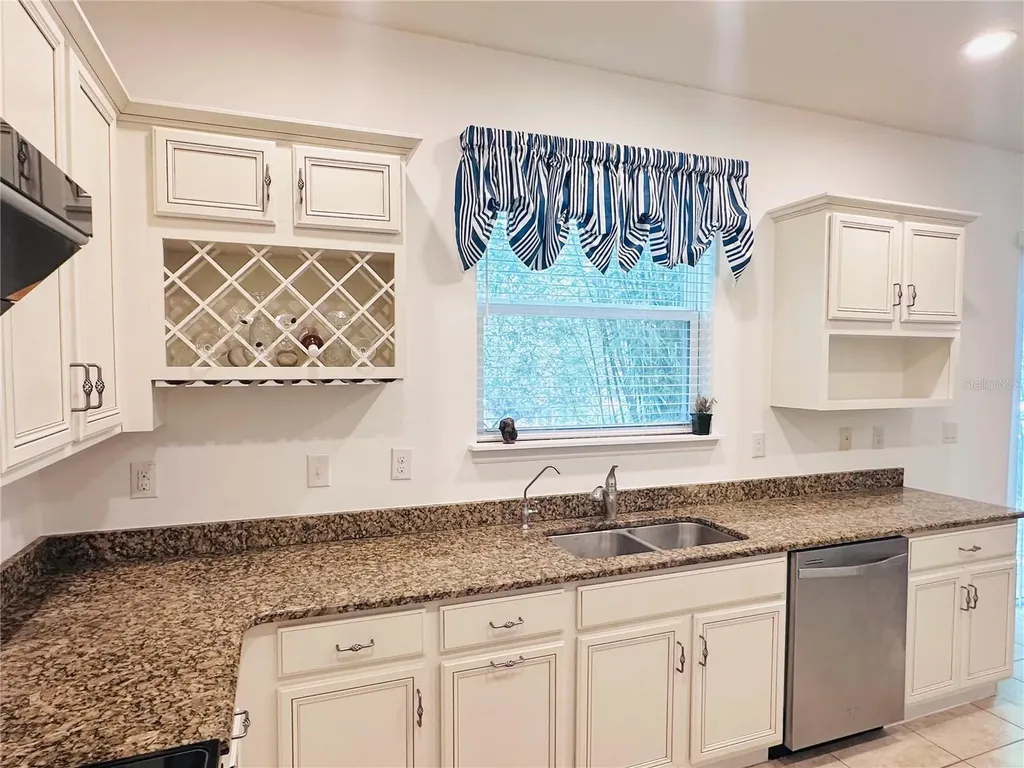 10132 Grand Oak Circle Madeira Beach FL 33708