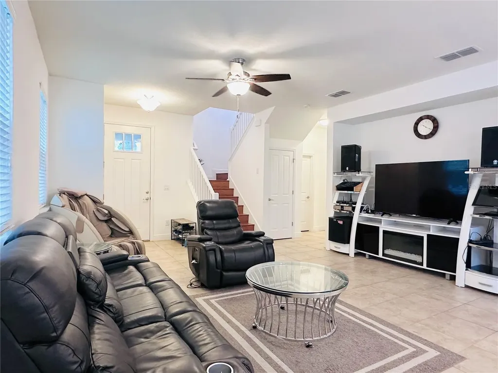 10132 Grand Oak Circle Madeira Beach FL 33708