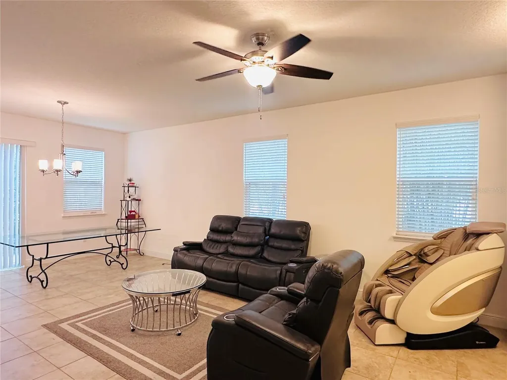 10132 Grand Oak Circle Madeira Beach FL 33708
