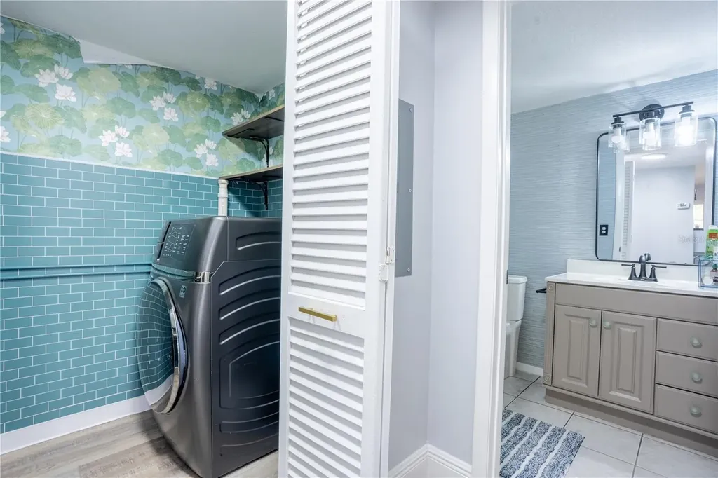 1005 S Bayshore Boulevard Safety Harbor FL 34695