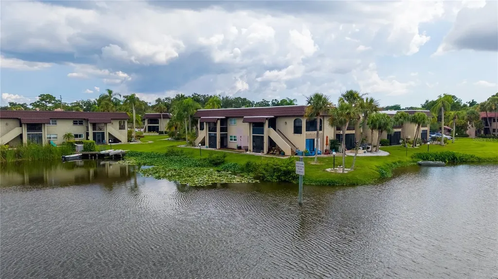 1005 S Bayshore Boulevard Safety Harbor FL 34695