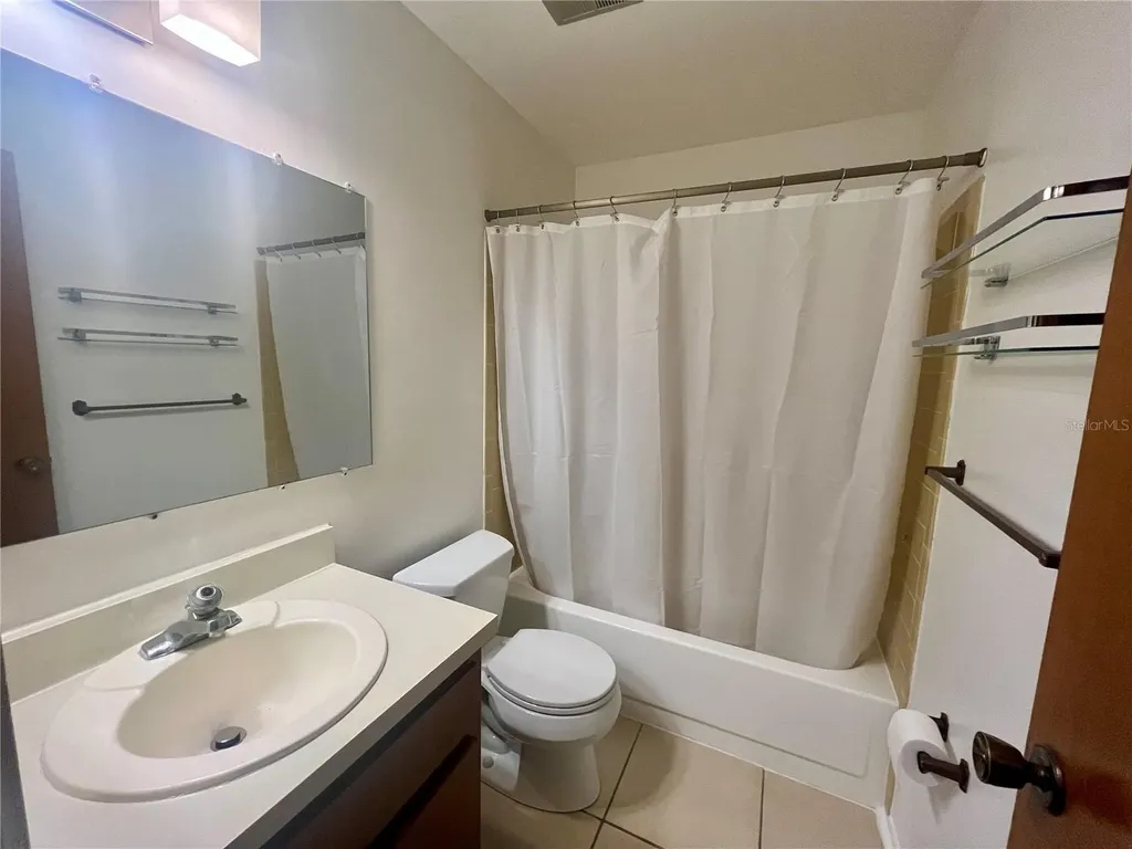 705 Bayou Avenue Tarpon Springs FL 34689