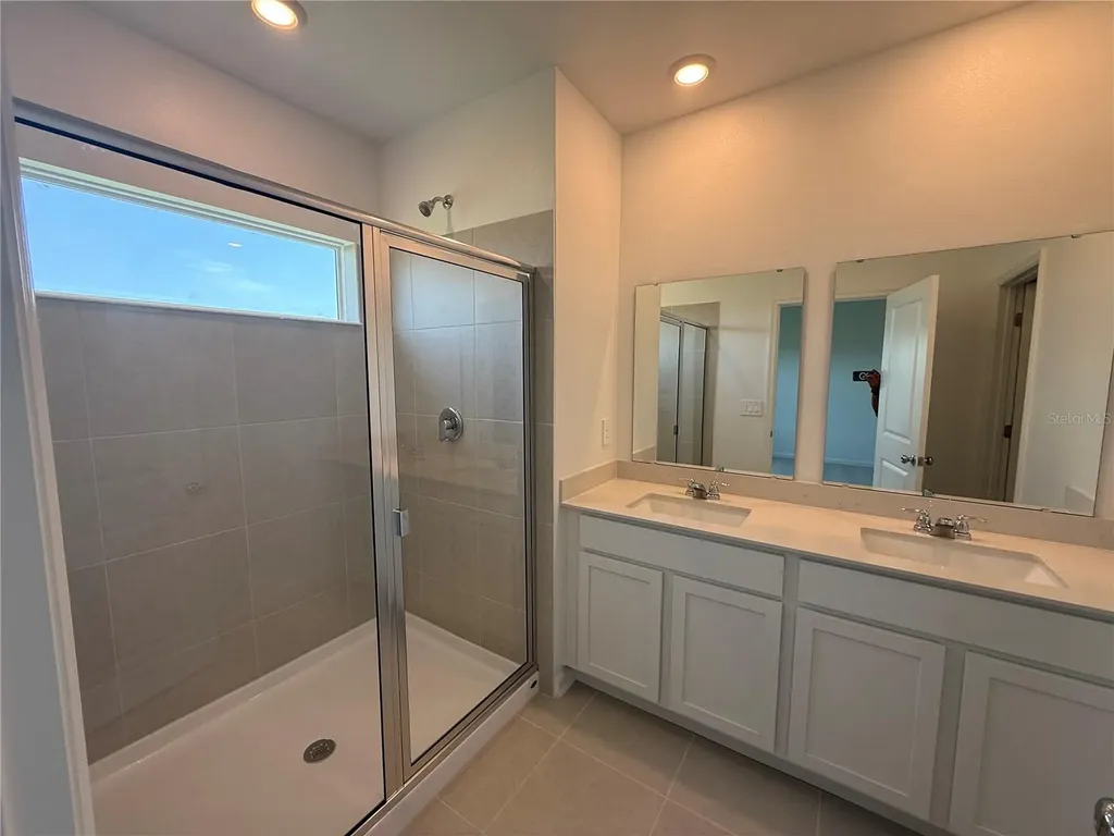 2567 Skyline Loop Kissimmee FL 34758