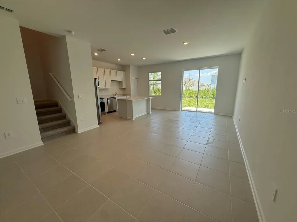 2567 Skyline Loop Kissimmee FL 34758