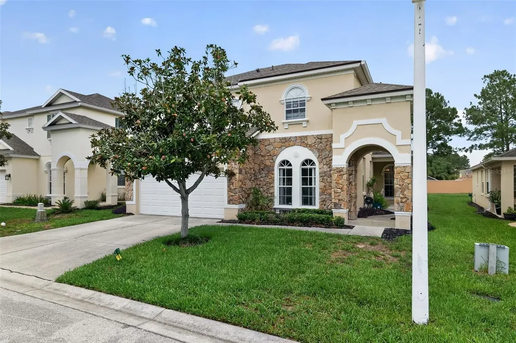 304 Calabay Parc Boulevard Davenport FL 33897