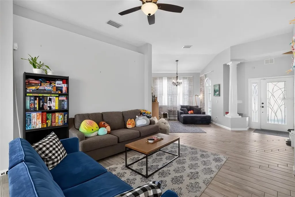 304 Calabay Parc Boulevard Davenport FL 33897