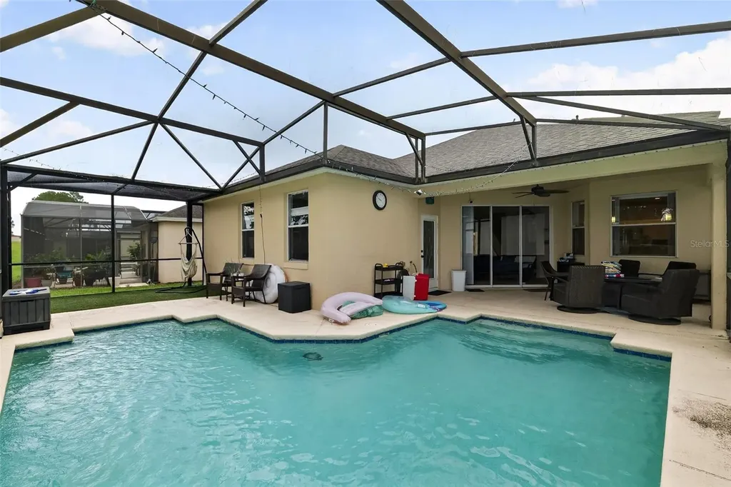 304 Calabay Parc Boulevard Davenport FL 33897