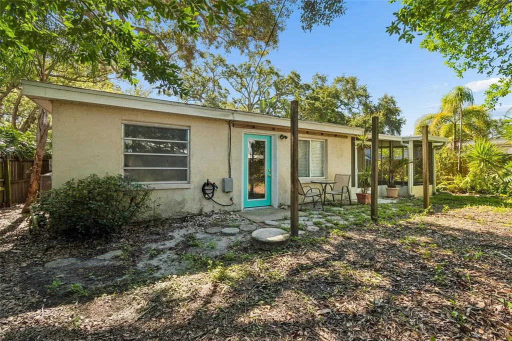 200 Evelyn Avenue Clearwater FL 33765