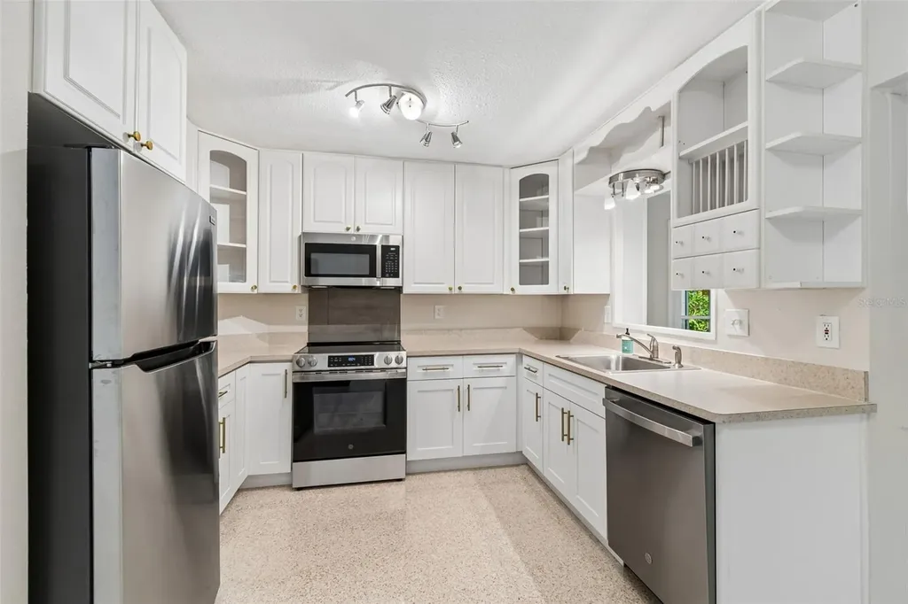 200 Evelyn Avenue Clearwater FL 33765