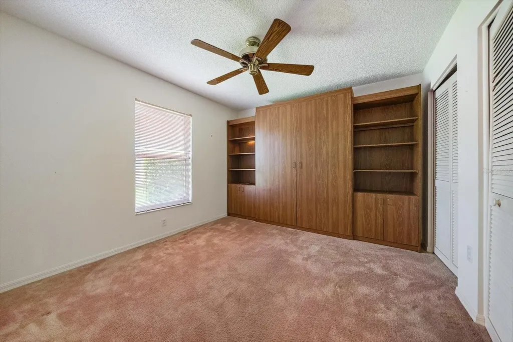 9539 Hawksmoor Lane Sarasota FL 34238