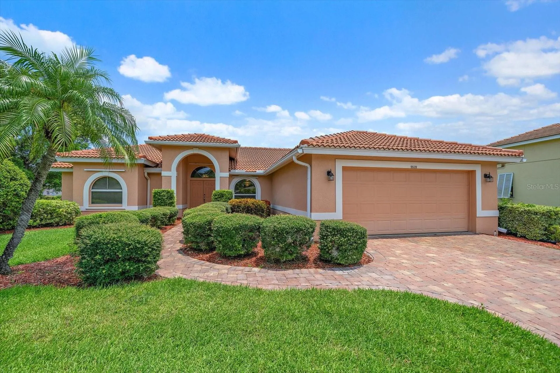 9539 Hawksmoor Lane Sarasota FL 34238
