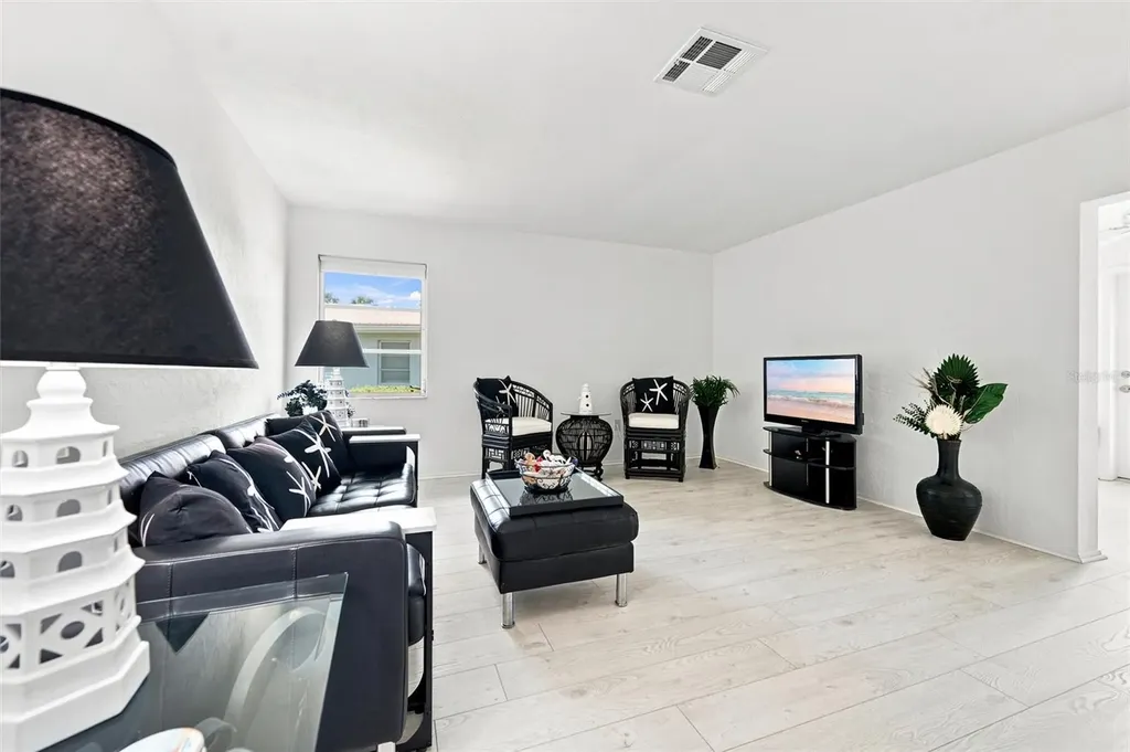 3626 Medford Lane Sarasota FL 34232