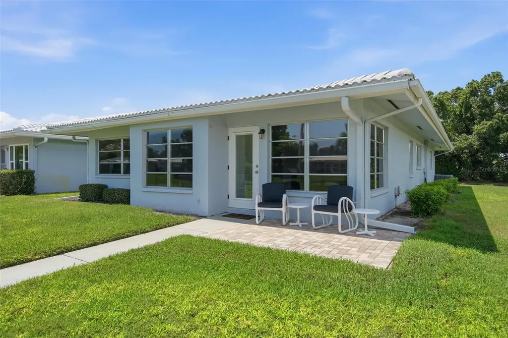 3626 Medford Lane Sarasota FL 34232