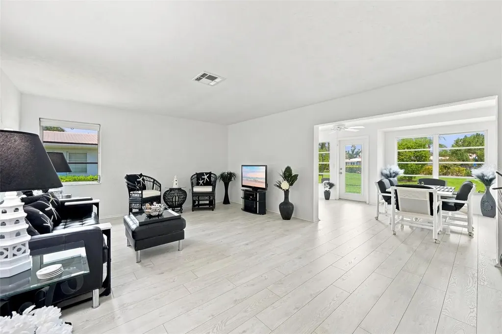 3626 Medford Lane Sarasota FL 34232