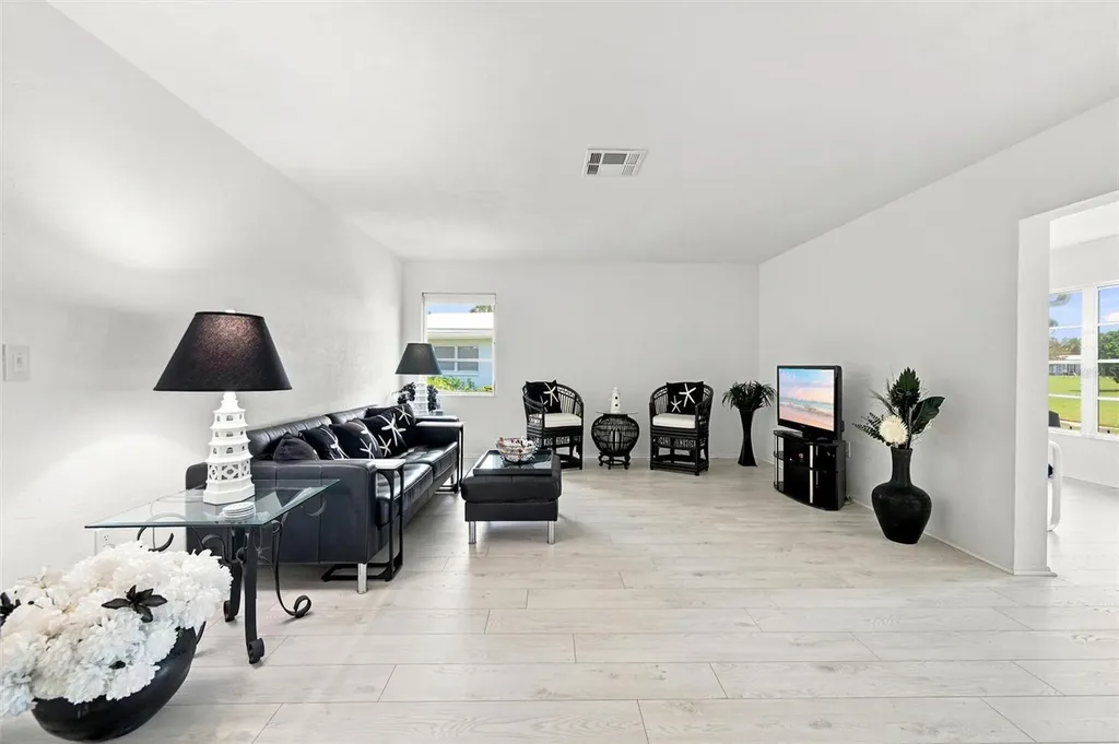 3626 Medford Lane Sarasota FL 34232