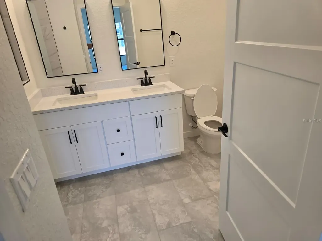 4240 Las Almanos Avenue North Port FL 34288
