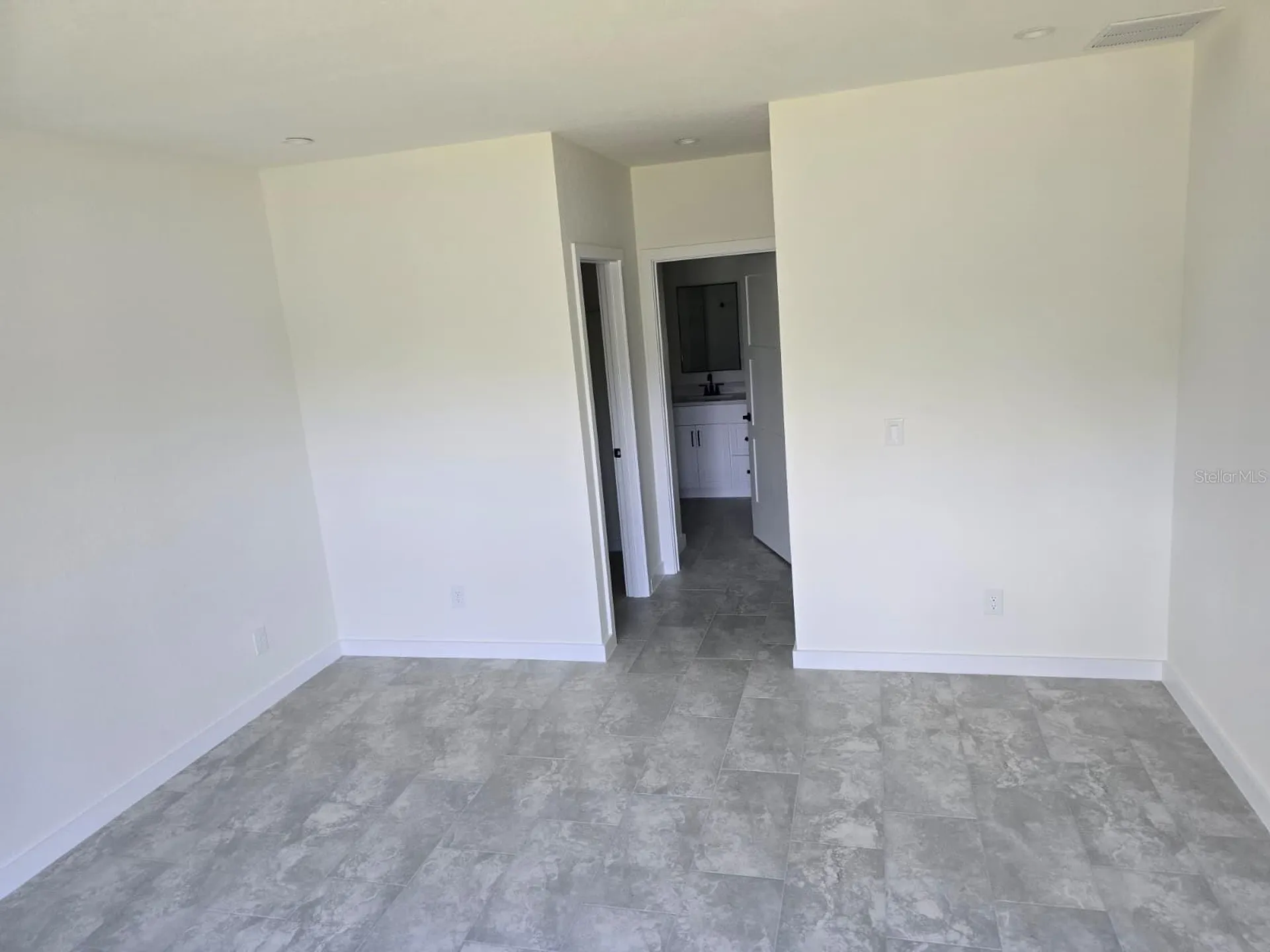 4240 Las Almanos Avenue North Port FL 34288