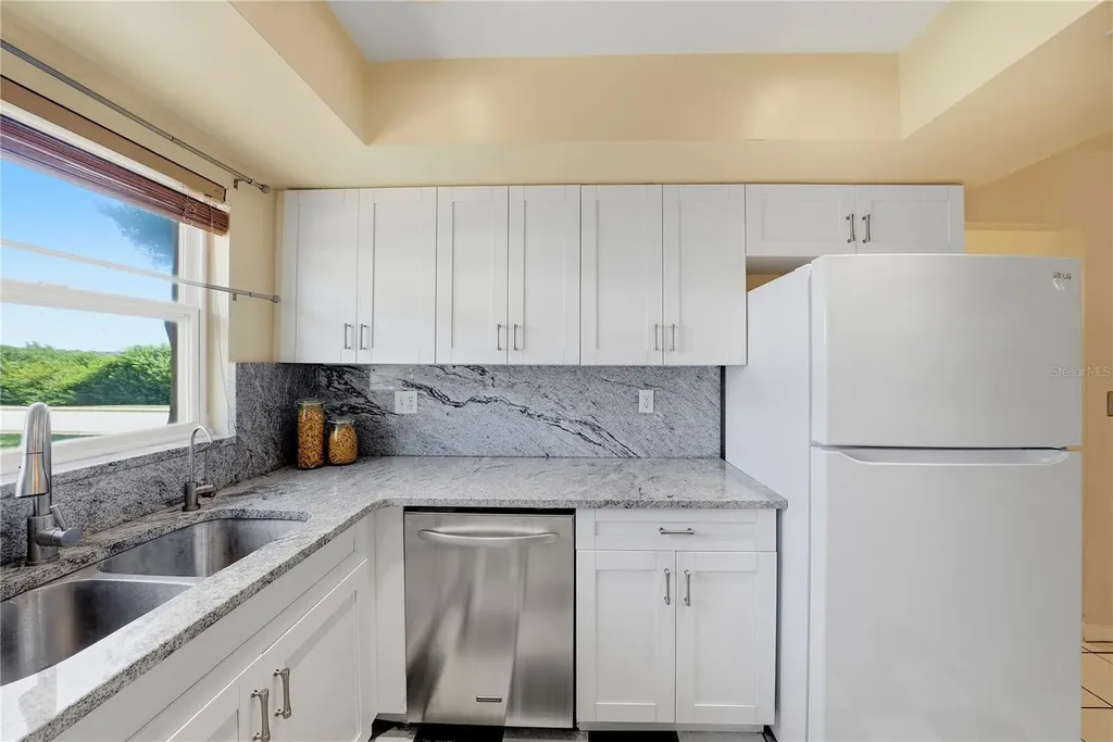 906 Carlton Road Tarpon Springs FL 34689