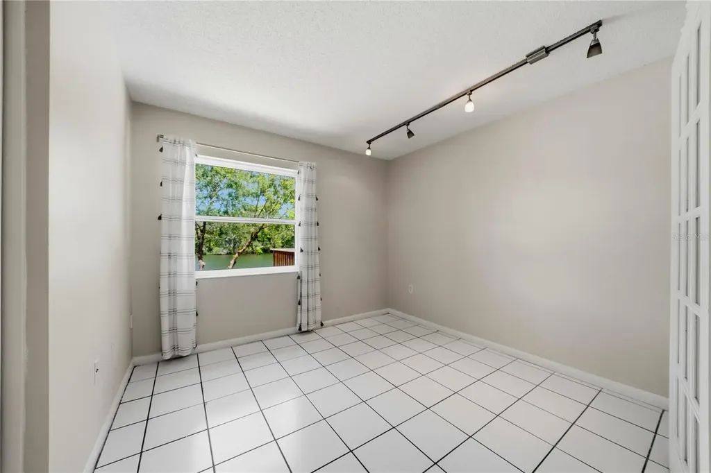 906 Carlton Road Tarpon Springs FL 34689