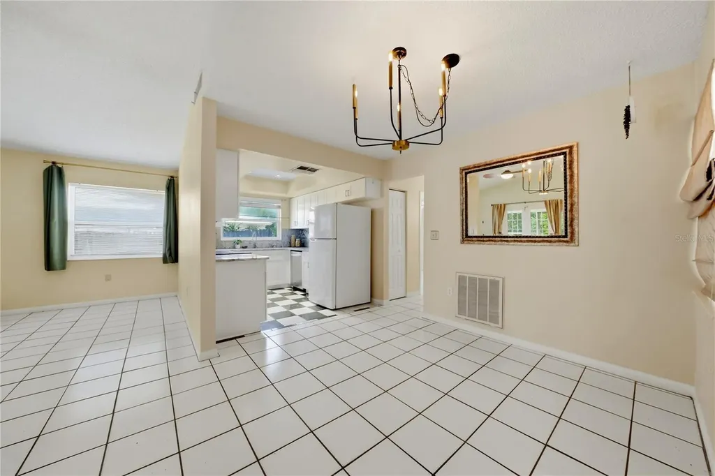 906 Carlton Road Tarpon Springs FL 34689