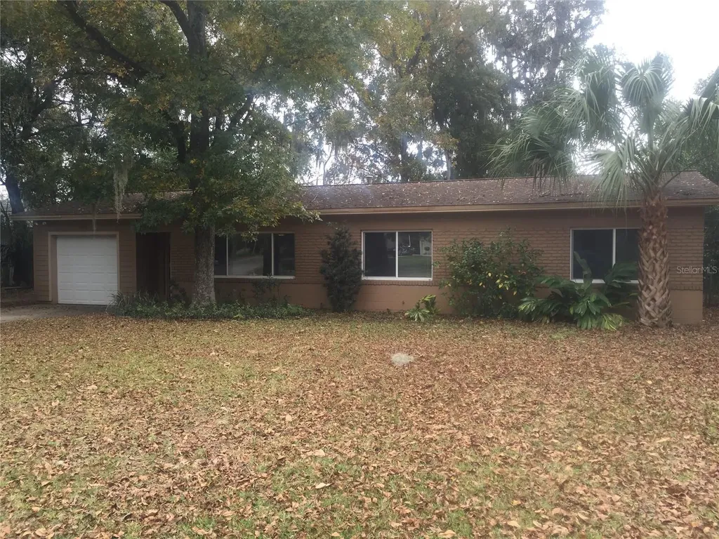 3423 NW 1st Court Gainesville FL 32607